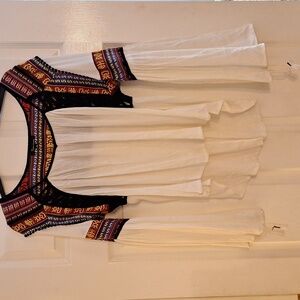 The clothing company boho blouse size large